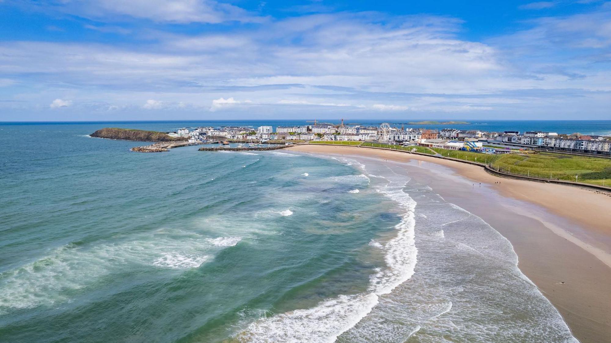 5 Dunluce Park - Portrush By The Seaアパートメント エクステリア 写真