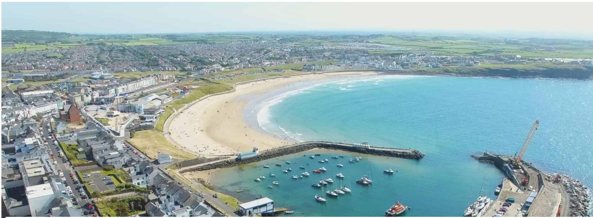 5 Dunluce Park - Portrush By The Seaアパートメント エクステリア 写真